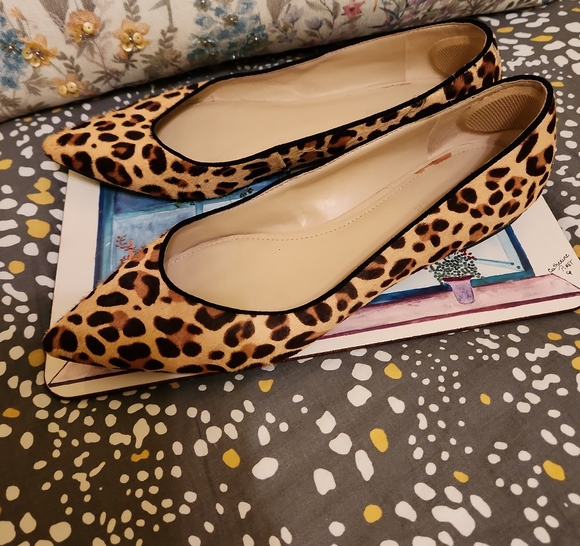 Leopard Print Women's Flats - Picture 1 of 6